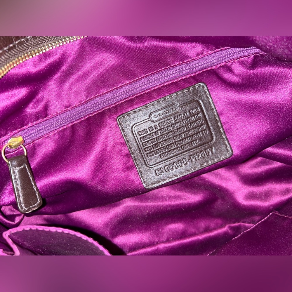Coach Brown and Black Signature Bag - Picture 10 of 12
